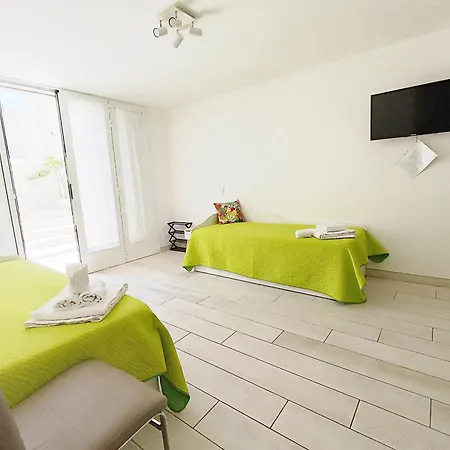 Bed & Breakfast Joshua 3*